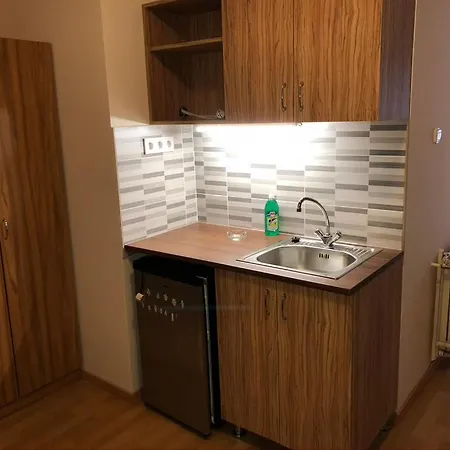 Kalvin Vendegszobak Guest house 3*