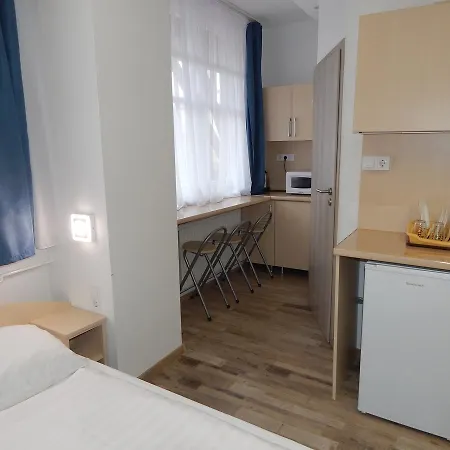 Kalvin Vendegszobak Guest house Debrecen